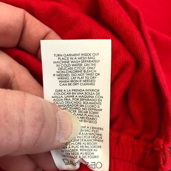 Cabi Whistle Tunic red scoop neck ruched side tunic top size Medium #5616 - Picture 12 of 16